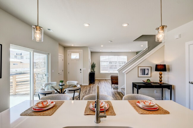 Building Photo - Canvas at Prairie Center