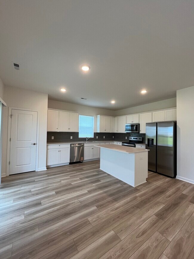Foto del edificio - 3830 Cobbler Ct