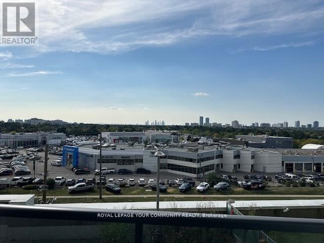 Building Photo - 7171 Yonge St