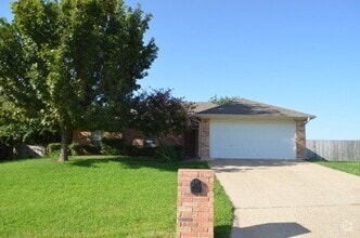 Building Photo - 304 Grizzly Trail