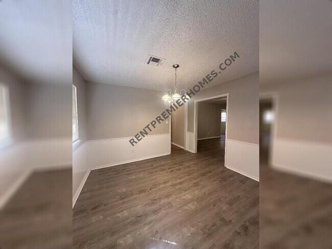 Foto del edificio - 1834 Burnt Oak St