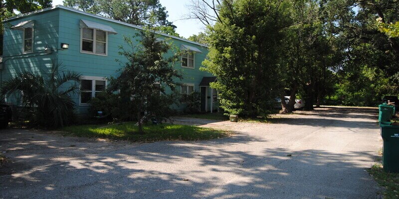 Primary Photo - La Marque 6 Unit