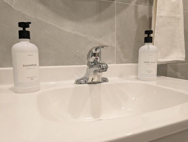 Photo du bâtiment - 4665 Rue Guénette