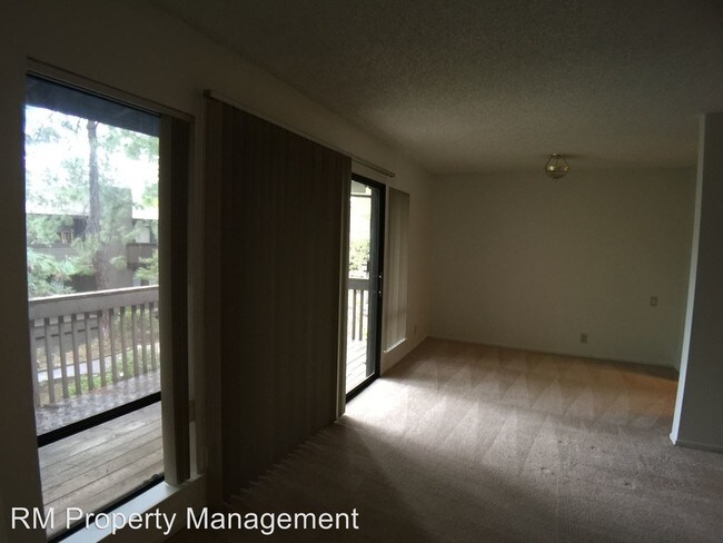 Building Photo - 2464 Larkspur Ln
