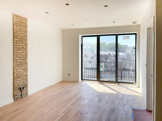 Foto del edificio - 2445 N Lincoln Ave