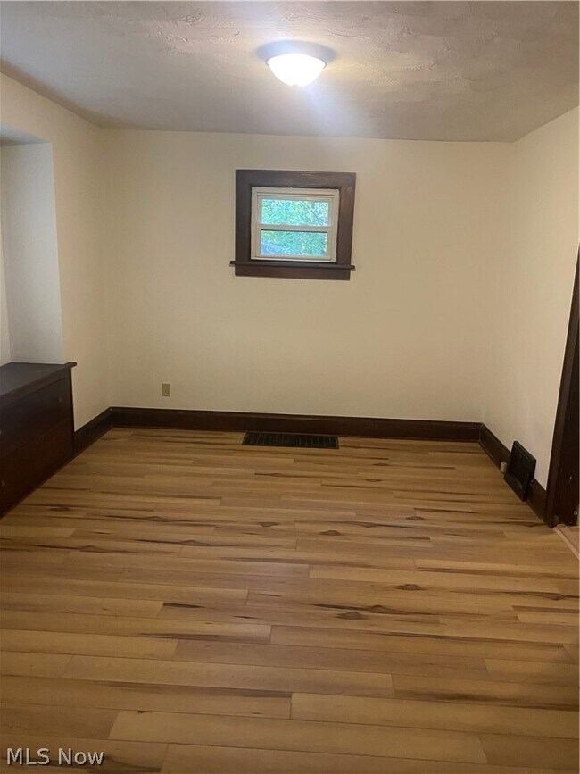 Building Photo - 1317 Manchester Rd