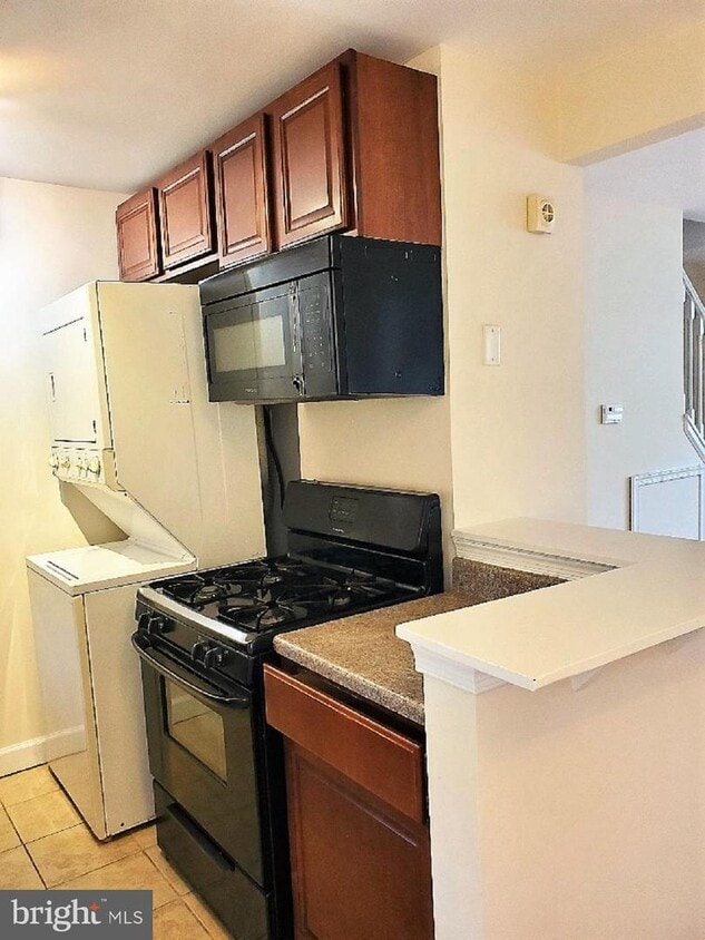 6974 Hawthorne St, Landover, MD 20785 Townhome Rentals in Landover MD