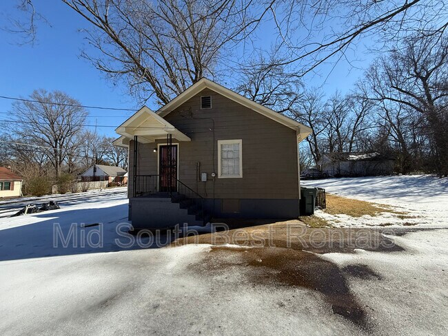 Foto del edificio - 1137 Carrolton Rd