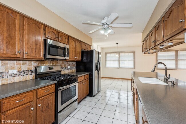 Foto del edificio - 116 S Walnut Ln
