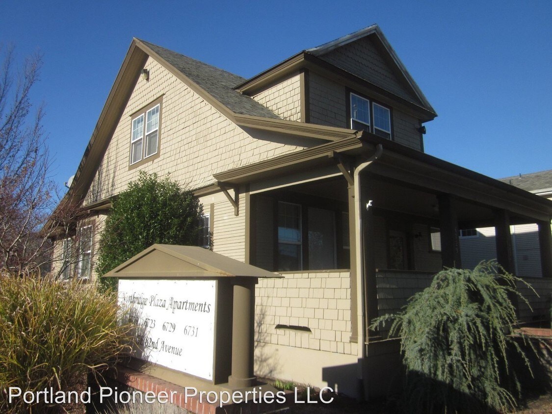 Primary Photo - 6729-6729 SE 82nd Ave