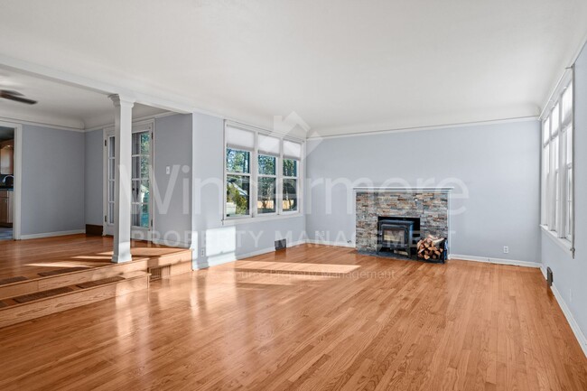 Foto del edificio - South Hill Charm