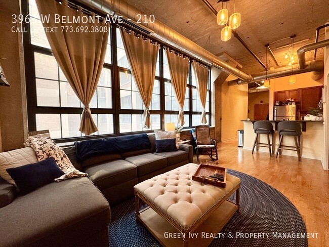 Building Photo - 3963 W Belmont Ave