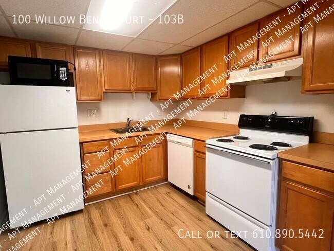 Foto del edificio - 100 Willow Bnd Ct