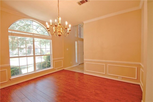 Building Photo - 8304 Novaro Dr