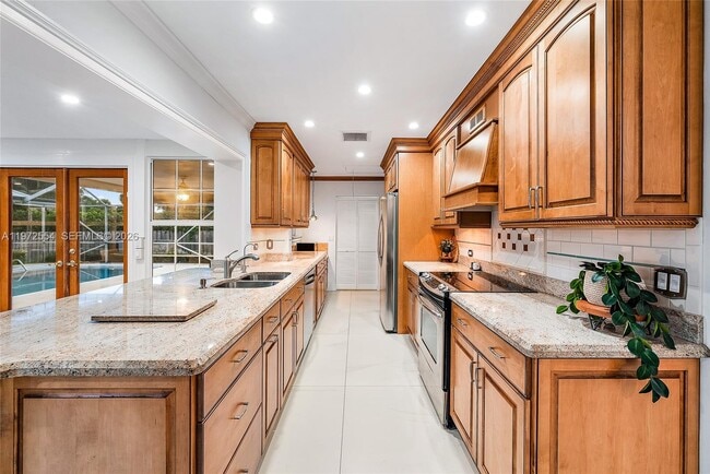 Building Photo - 4912 S Kay St