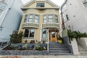 Building Photo - 974 Dolores St