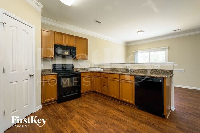 Foto del edificio - 5277 Crosswinds Rd