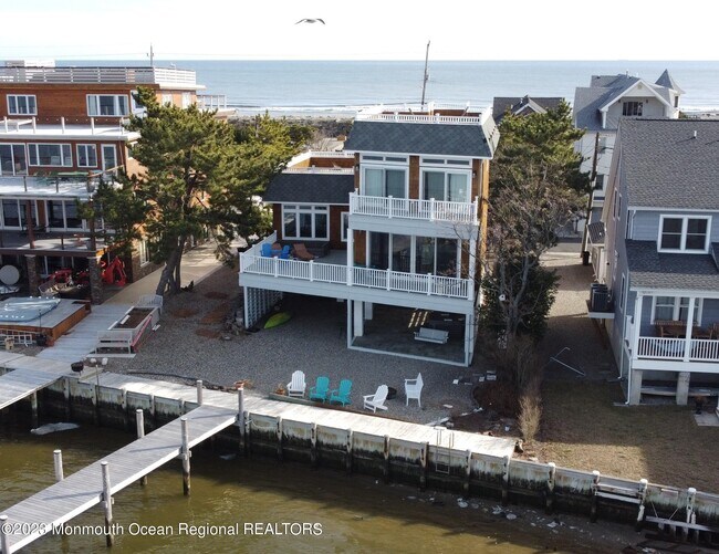 Foto del edificio - 484 Ocean Ave