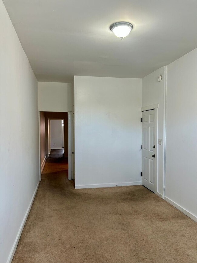 Building Photo - 2504 N Calvert St