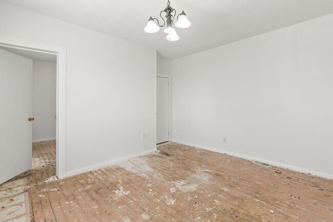 Photo - 5422 S 23rd St Apartment