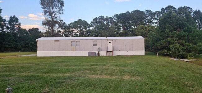 Foto del edificio - 1788 US-258