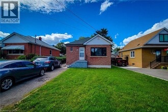 Building Photo - 642 Upper Sherman Ave