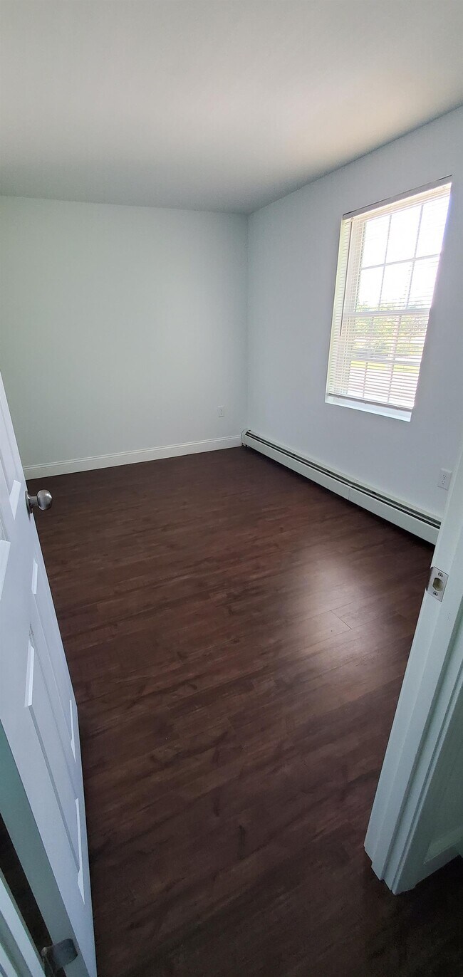 99 Cluff Crossing Rd, Salem, NH 03079 Townhome Rentals in Salem NH