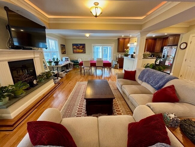 Foto del edificio - 122 Forest St