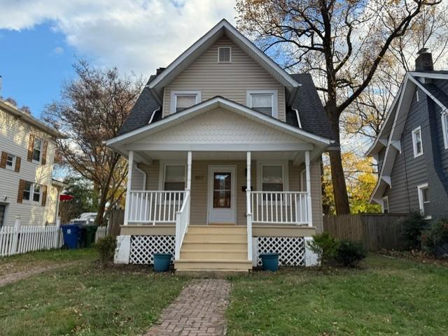 Photo - 607 Saint Dunstans Rd