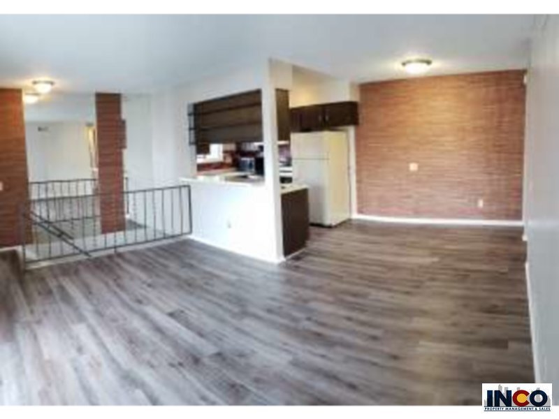 Foto principal - 3351 S Field St