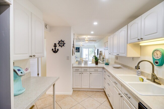 Foto del edificio - 201 E Ocean Dr