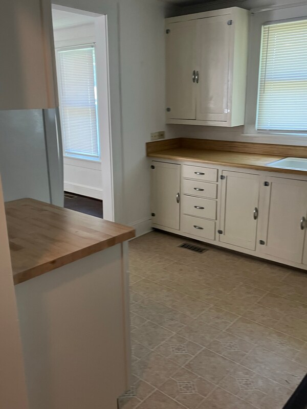 Foto del edificio - 508 N Spring Ave