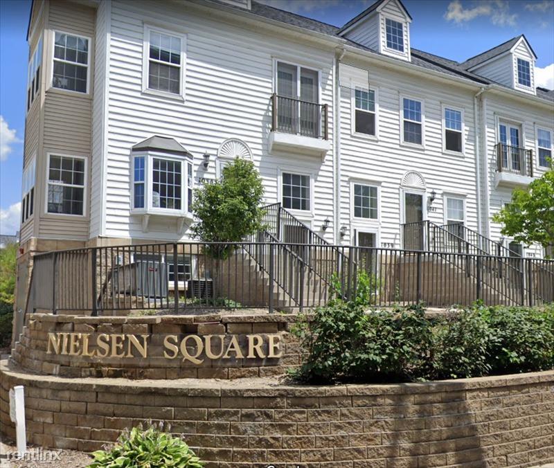 1029 Maiden Ln, Ann Arbor, MI 48105 Condo for Rent in Ann Arbor, MI