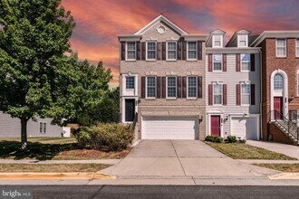 Building Photo - 42832 Bittner Square