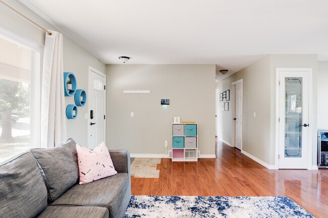 Foto del edificio - 8519 Ingalls Cir