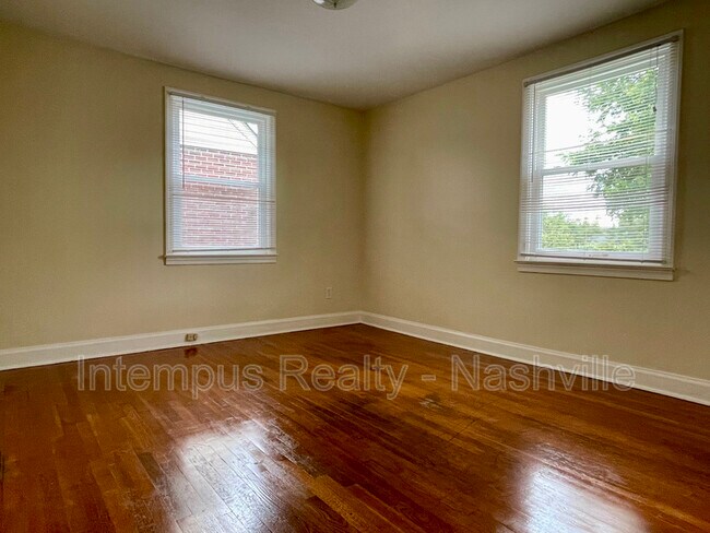 Foto del edificio - 1003 39th Ave N