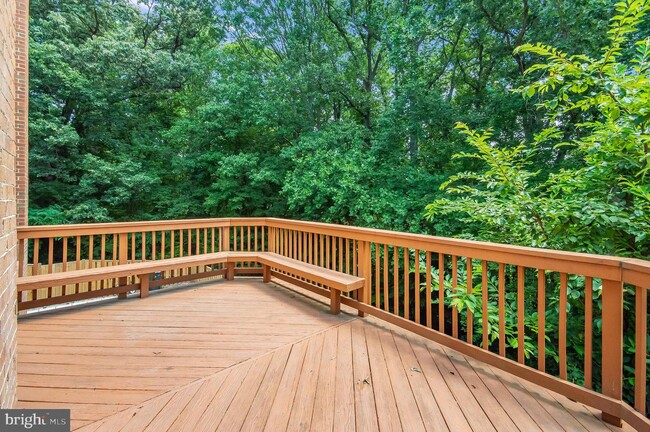 Building Photo - 6163 Forest Creek Ln