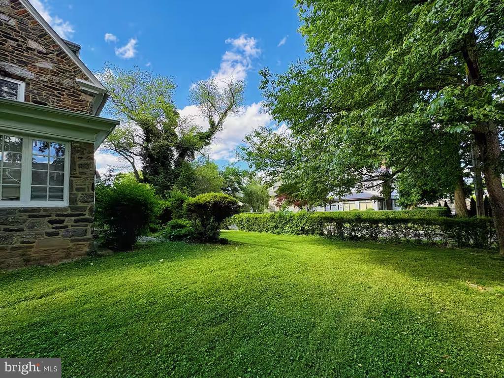 Primary Photo - 2408 N 53rd St