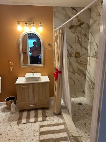 brand new bath - 4654 Riveredge Cv