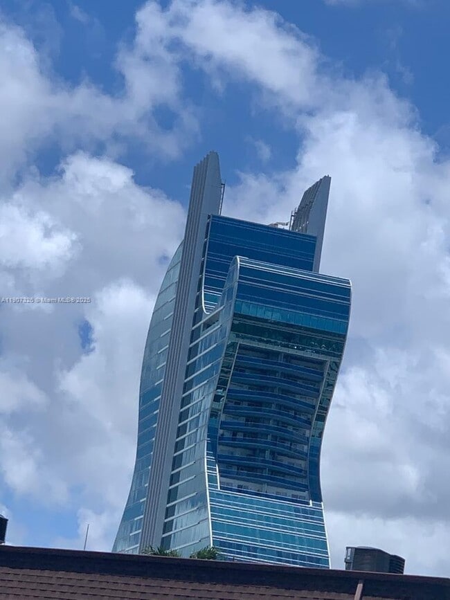 Foto del edificio - 5140 SW 40th Ave