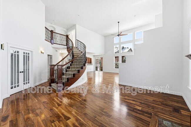 Building Photo - 14325 N Santa Fe St