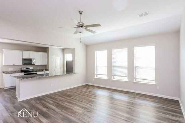 Foto del edificio - 1923 Hialeah Dr