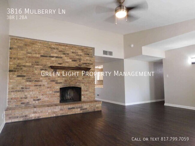 Photo - 3816 Mulberry Ln House