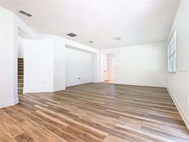 Building Photo - 11717 Thatcher Ave