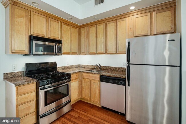 Foto del edificio - 632 Pine St