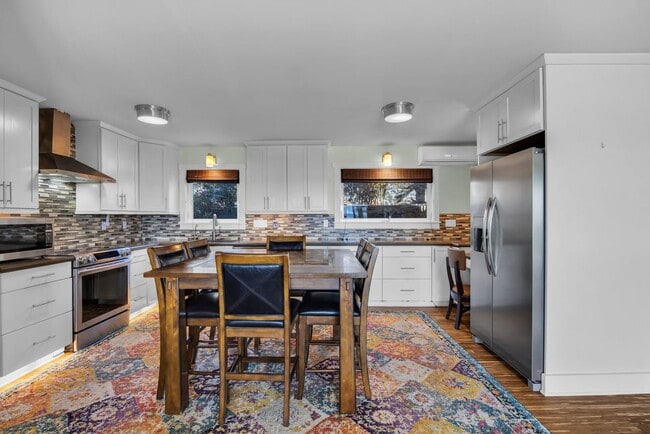 Foto del edificio - 1276 S Nahale Pl