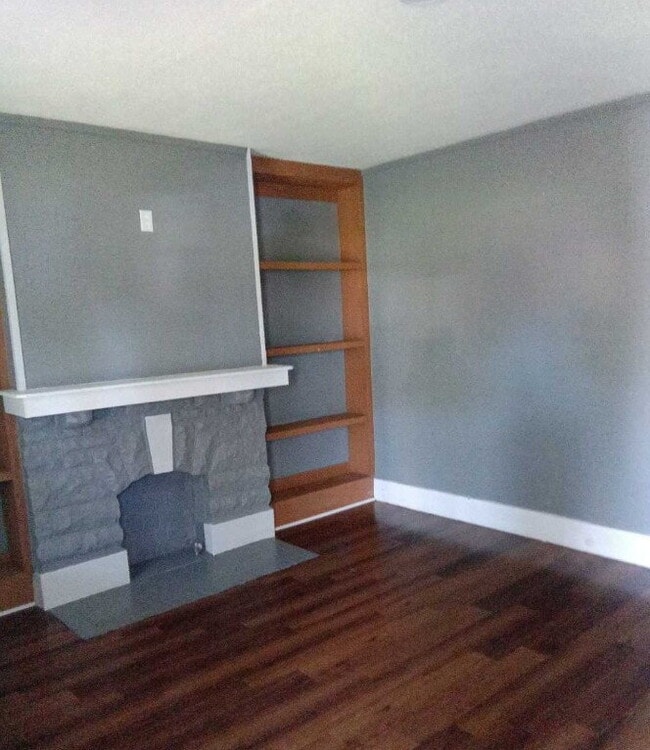 Building Photo - Fully Renovated 4BR in South Memphis – Section 8 Welcome