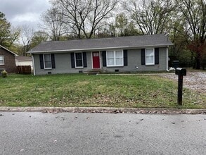 Building Photo - 232 New Sawyer Brown Rd