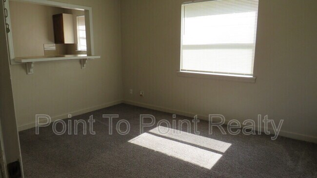 Photo - 3343 Post St Apartment