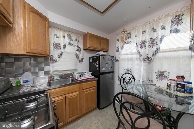 Foto del edificio - 7972 Gilbert St